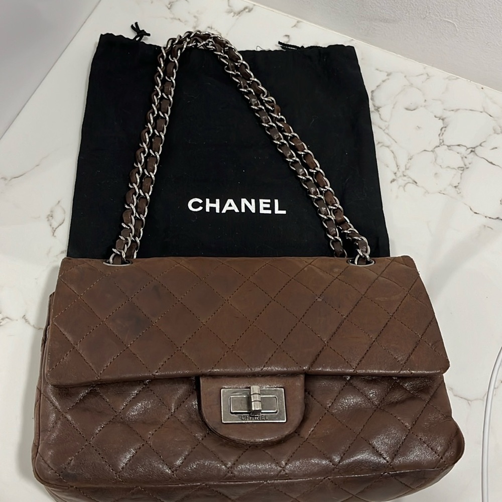 Chanel Double Flap Lambskin leather bag - Picture 3 of 14